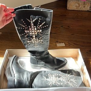 Black mid calf boots